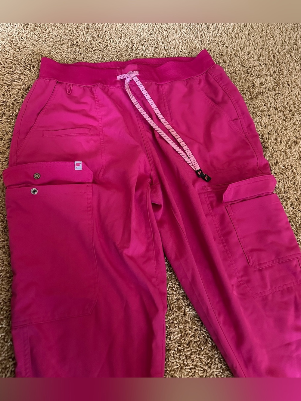 Fabletics Pink Scrub Set L/LS - Picture 4 of 13